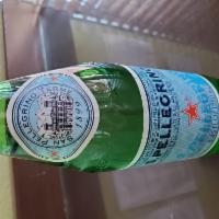 San Pellegrino Sparkling Natural Mineral Water (8.45 ounce bottle) · The quality of a mineral water will depend on its source and the nature of the aquifer, the ...