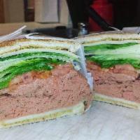 Roast Beef and Cheese Sandwich · Boar's head roast beef and cheese, lettuce and tomato. 