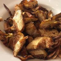 Carciofini Fritti Dinner · Crispy artichokes and mild spicy marinara sauce.