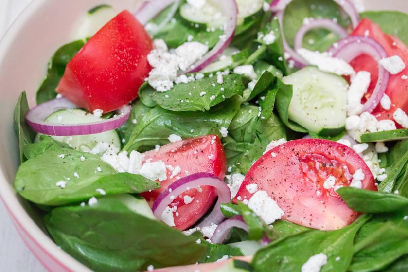 Spinach Salad · Fresh spinach, red onion, bacon bits, tomatoes, mushrooms and cucumbers. Served with garlic bread. 