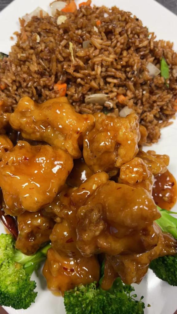 L1. General's Chicken Lunch Special · Served with choice of side. Hot and spicy.