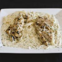 Fettucine Alfredo with Chicken · 