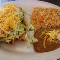 3 Rolled Tacos Combo Plate · Beef, chicken or potato rolled tacos served with rice, beans, and guacamole.