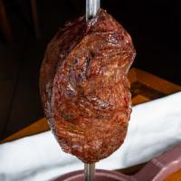 MIOLO ·  Center Cut  is a tender cut of beef