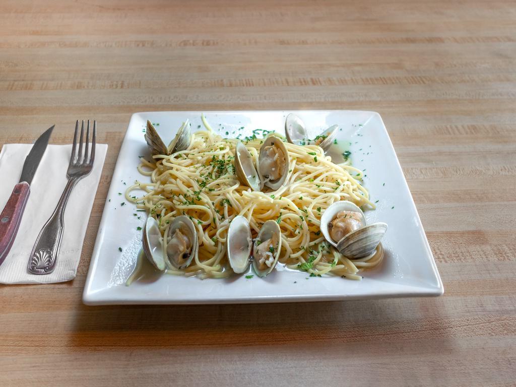 Linguine Alla Vongole Dinner · New Zealand baby clams in your choice of red or white sauce.