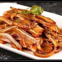 Pig Ears in Cold Sauce凉拌猪耳 · 