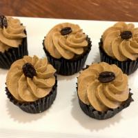 Cold brew Cupcake · Freshly brewed cold brew cake topped with a full espresso buttercream