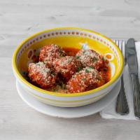 Polpette al Ragu · Meatballs in a Neapolitan tomato ragu sauce (5 meatballs).