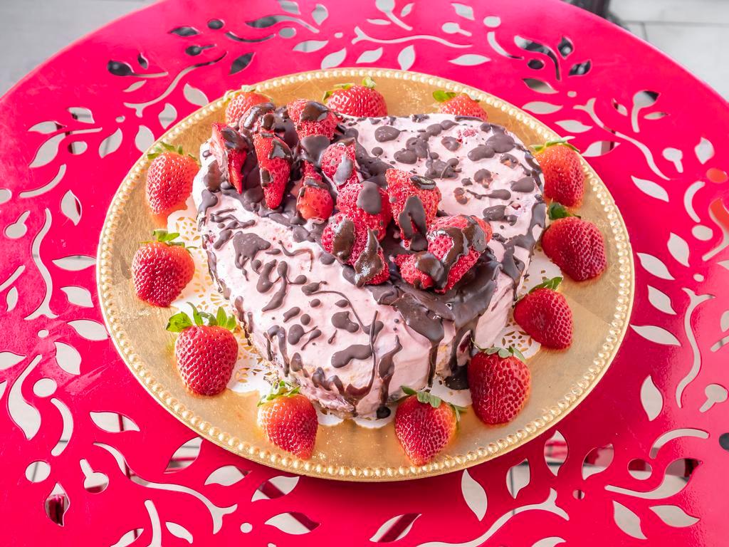 Strawberry Shortcake · Strawberry ice cream, yogurt chips, strawberry drizzle whip cream and fresh strawberry on top.
