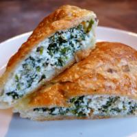 Spinach Roll with Spinach and Cheese · 
