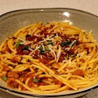 Kids Spaghetti  · Spaghetti noodles tossed in a mushroom marinara sauce with parmesan. (gf) (sf)