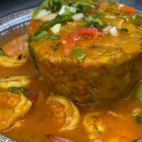 Mofongo de Camarones · Shrimp mofongo.