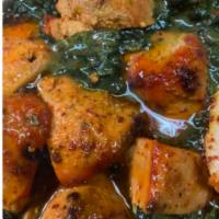 Chicken  Dilder  · Chicken Tikka cooked with spinach,cream and tomato sauce. 