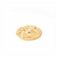 White Chocolate Macadamia Nut Cookie · (350 Calories)