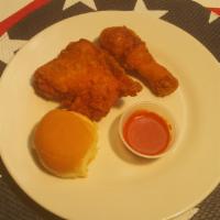 2 Pieces of Chicken with Dinner Roll · Comes with 2 pieces of our delicious fried chicken (leg and thigh) and 1 dinner roll.