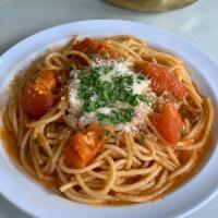 Spaghetti Homemade tomato Sauce · 