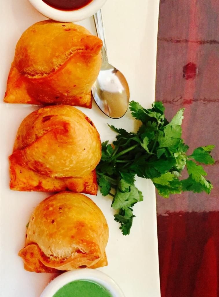 Tandoori king · Chicken · Dessert · Indian · Seafood · Vegetarian