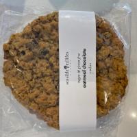 Oatmeal chocolate cookie  · Vegan and gluten free