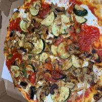 GP7. Fresca Pizza · Mozzarella cheese, zucchini, tomatoes, onions, mushrooms and eggplant.