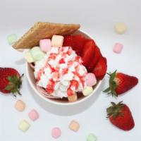 1. Strawberry Sweetie · Base; vanilla mix-in; fresh strawberry, graham cracker topping; fresh strawberry, graham cra...