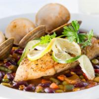 Corvina al Estilo Hemingway · White sea bass, clams, greenpeas, peppers, tomato