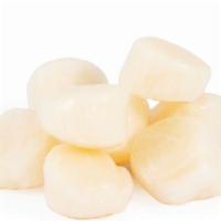 10/20 Wild Dry Sea Scallops(8oz) · Every seafood lover needs to try our New Bedford Diver Scallops for their next family dinner...