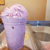 Strawberry shake · 16oz Strawberry shake with one scoop strawberry ice cream on top

(Real Strawberry)

Notice:...