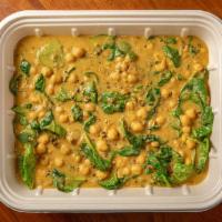 Chickpea Curry (Catering) · Baby chickpeas, black lentils, wilted spinach