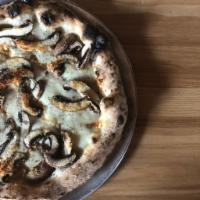 (SM) Mushroom · Fresh Mozzarella, Cremini Mushroom, Parmesan, Truffle Oil