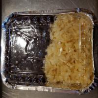 Arroz y Frijoles · Yellow rice and black beans (arroz amarilla y frijoles negros)