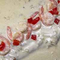 Filete de Pescado con Almejas y Camarones · Fish Filet With Clams & Shrimps.