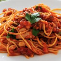 Espaguetti con Pollo · Spaghetti w/ Chicken. Served With your Choice of 2 Sides.