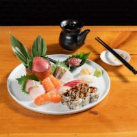 Sushi Sashimi Combo · 10 pieces sashimi, 4 pieces sushi with an eel avocado roll.