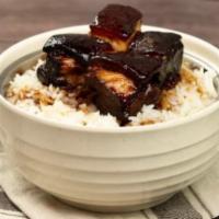 Braised Pork Belly with Soy Sauce 红烧肉 · 