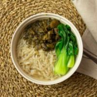 shaxian  Noodle soup with vegetables 糟菜清汤面 · 