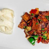 13. Shaptak · Sliced beef sautéed with bell peppers, onions & Himalayan spices! (DRY or GRAVY )
