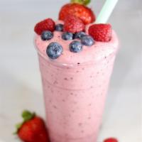 Berry Blast · Strawberry, blueberry & raspberry (additional: Vanilla Protein).
148 Cal. Med.
