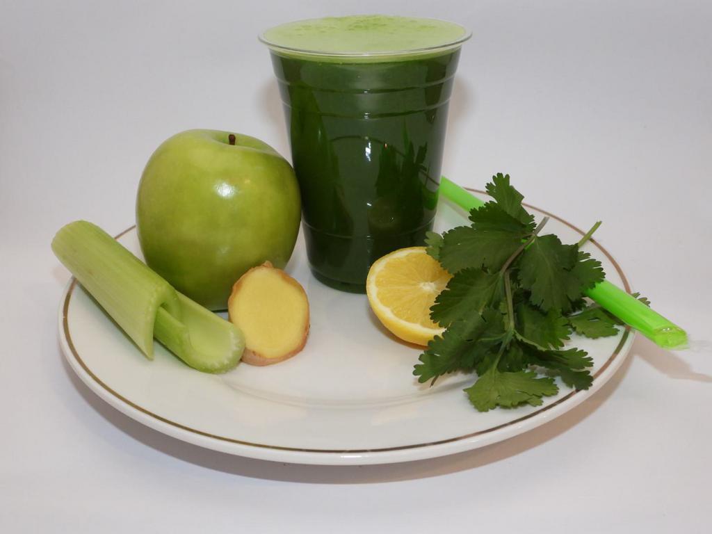 The Detox Smoothie · Apple, celery, kale, cilantro, ginger & lemon 