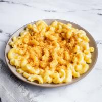 Aged White Cheddar Mac (V) by Homeroom · By Homeroom. Super sharp and satisfying. Made with a 5-year-aged sharp white cheddar. Contai...