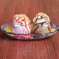 Jimagua · 2 Scoops of Ice Cream