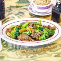303. Sliced Beef with Broccoli · 