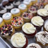 6 Assorted Cupcakes · This will be baker`s choice of 6 assorted cupcakes from that day`s display!