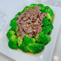 Beef Broccoli · Stir fried American broccoli with beef, garlic and oyster sauce.