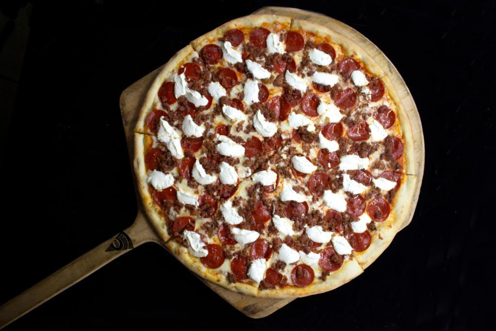 Pepperoni / Bacon / Ricotta Pizza · 