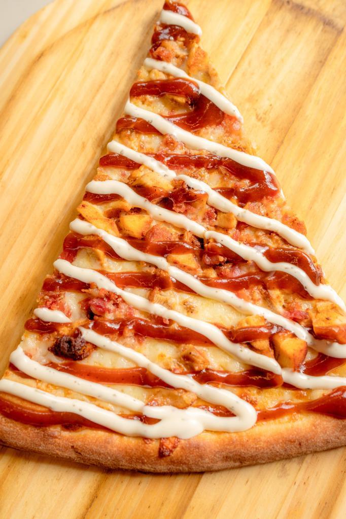 Chicken / Bacon / Ranch Pizza · 