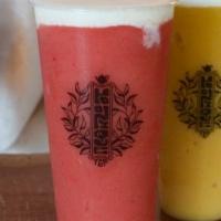 Fresh Strawberry Fruit Frap · Fresh strawberry blend with Oolong Tea and cheese foam on top 