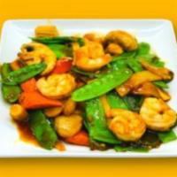Shrimp with Snow Peas · Shrimp, sliced bamboo shoots, baby corn, water chestnuts, white onions, snow peas, mushrooms...