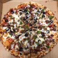 DELUXE PIZZA · Pepperoni, fresh mushrooms, onions, green peppers, black olives, Italian sausage.