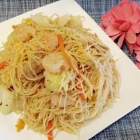 Thai Style Fried Vermicelli ·  Thin noodle.