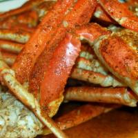 Snow Crab Legs · Snow crab, also known as queen crab, are found in the North Atlantic and North Pacific, pref...